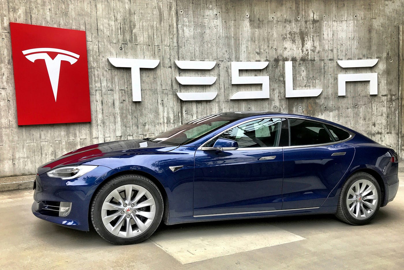 Tesla Inc. Had an Opportunity to Become the World’s Most Valuable Company. Then They Blew It.